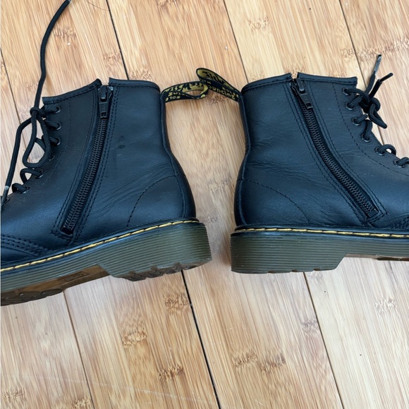 Dr. Martens Black Zip Up Kids Boots - Picture 3 of 5